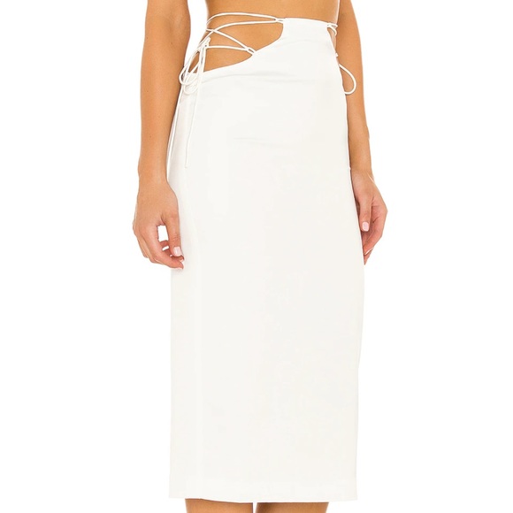 ☁️Sydnee midi skirt ☁️ - Picture 3 of 12